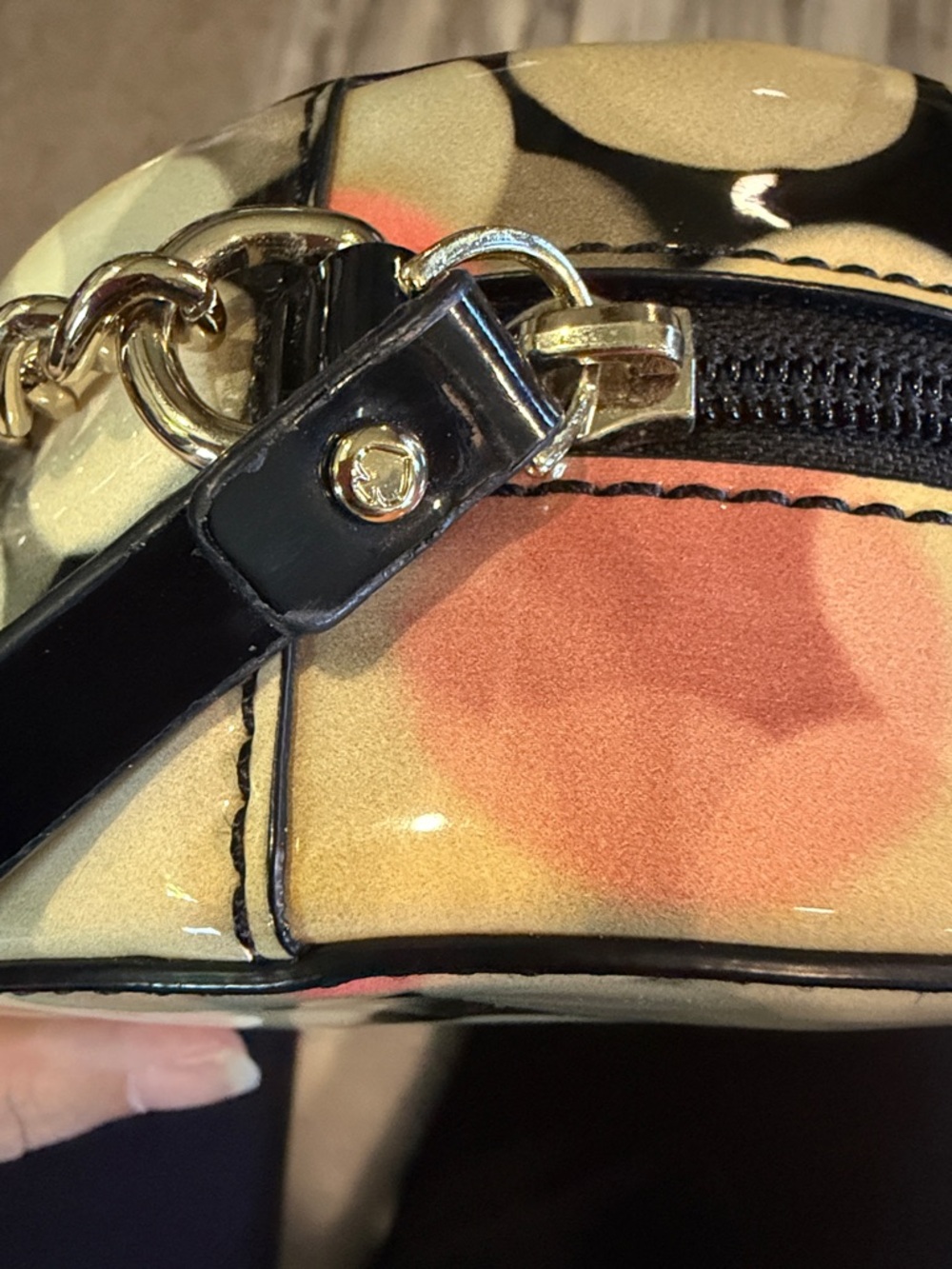 👜 Kate Spade Round Dot-Pattern Crossbody - Picture 9 of 11